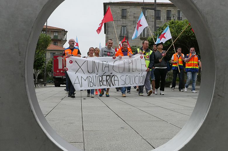 2016 06 23 ManifaPontevedraFolgaAmbuiberica03.jpg